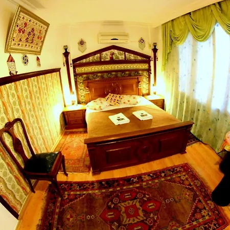 霍梅罗斯膳食公寓及宾馆 *