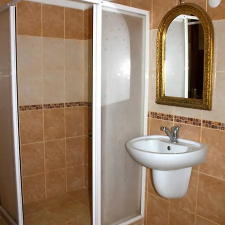 霍梅罗斯膳食公寓及宾馆 塞尔丘克