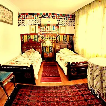 Homeros & Guest house *