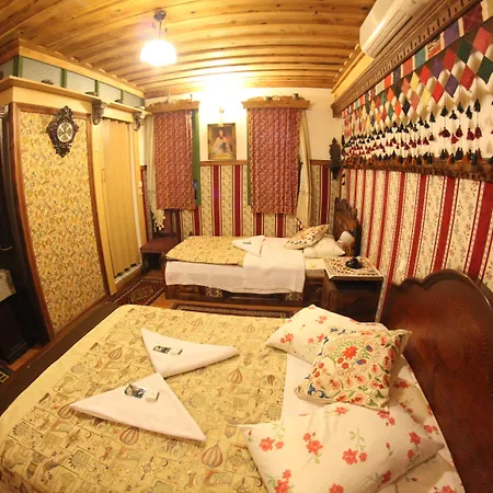 Homeros & Guest house