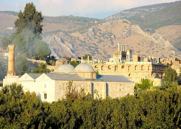 Homeros & Vendégház